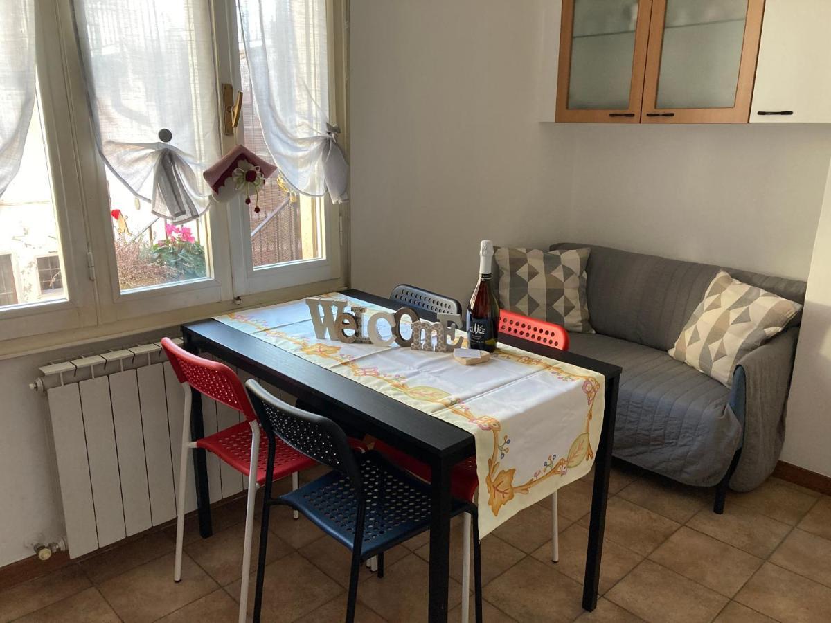 Casa Mirella Apartment Lovere Bagian luar foto